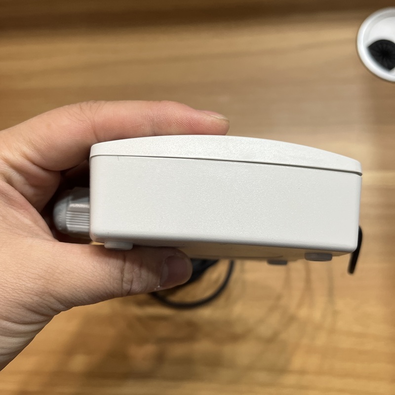 Side view of the sensor housing, well-sealed and compact structure.