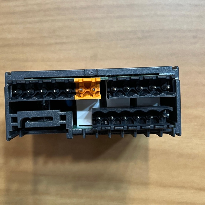 Close-up of the bottom terminal block