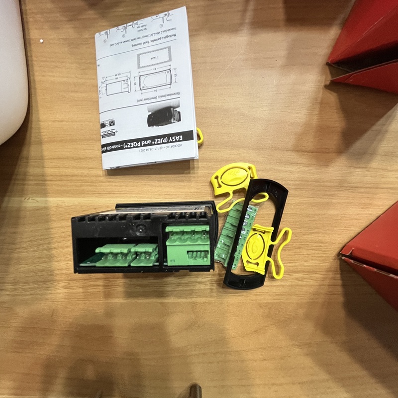 Temperature controller rear/side interface and accessories
