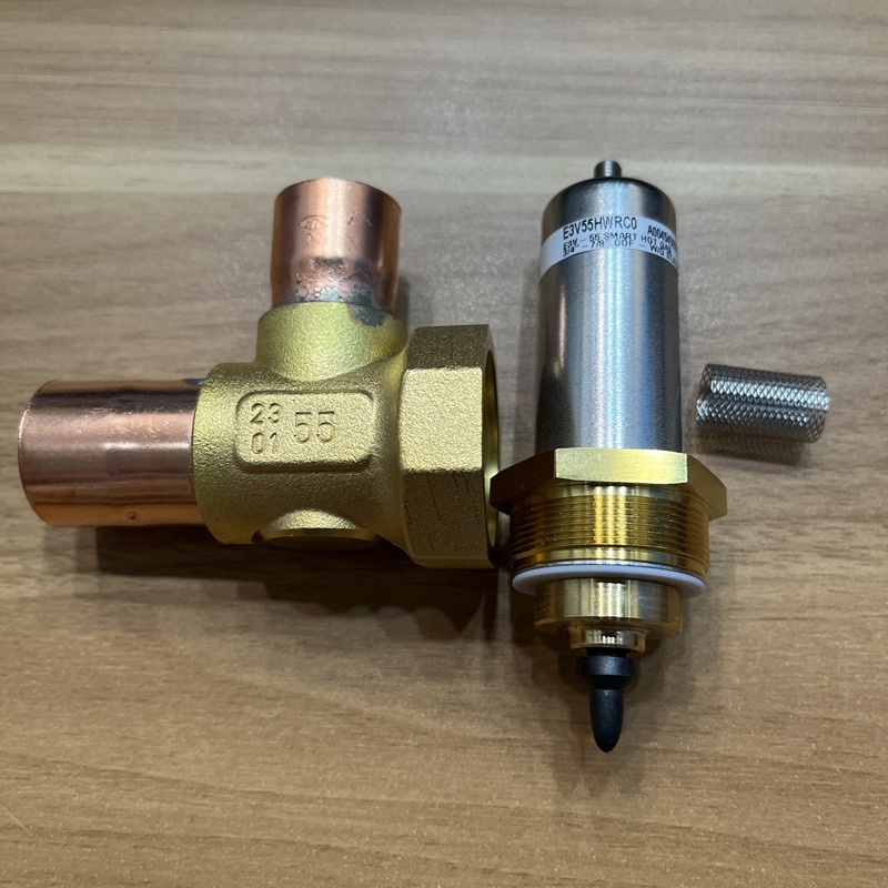 Split valve body & actuator, 3-way brazed copper connections