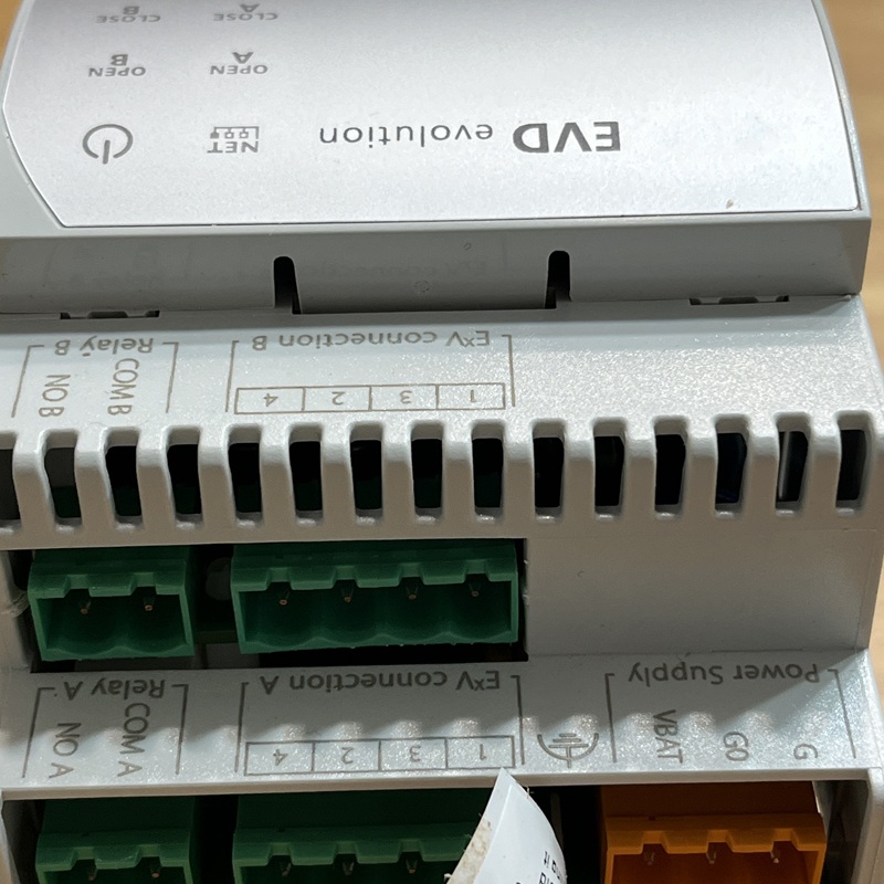 Close-up of the device's upper output terminals
