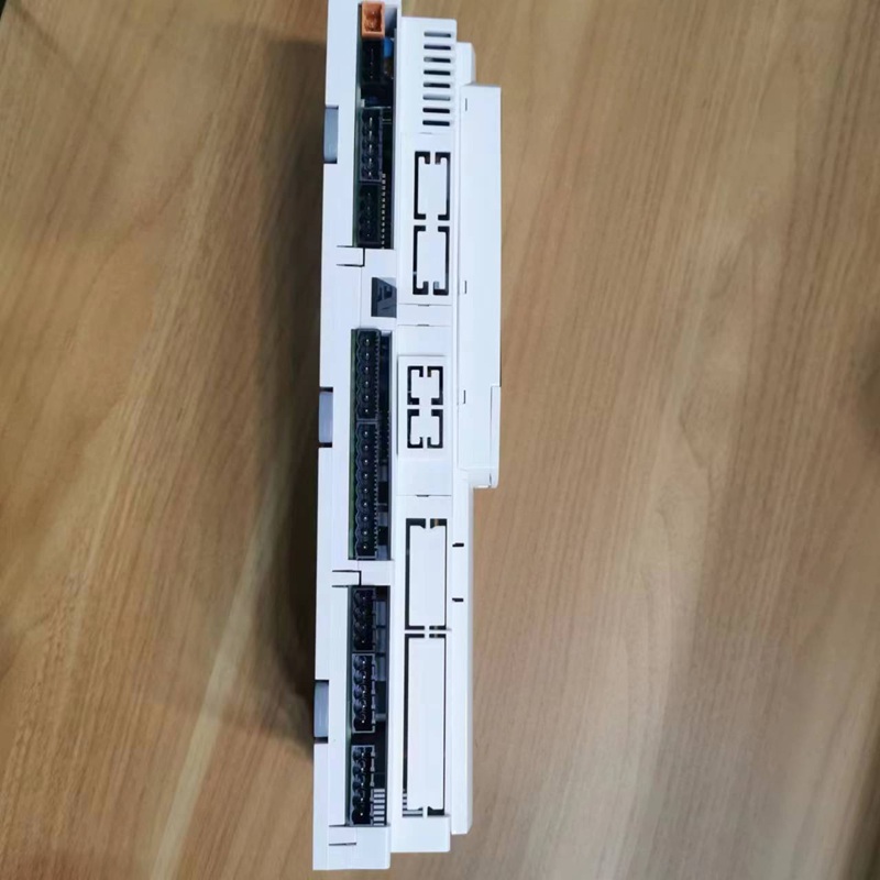 Side view showing controller I/O terminal layout