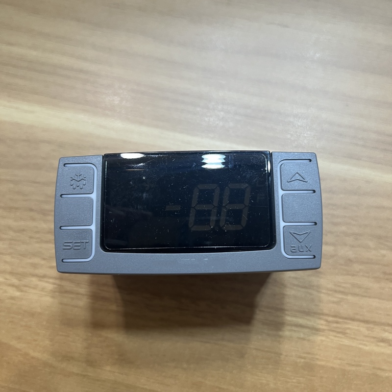 Front digital display panel of temperature controller