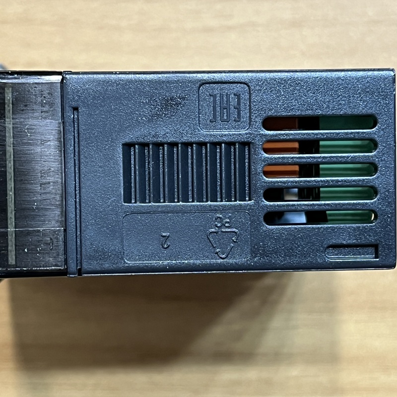 Thermostat other side, EAC certification, eco-label and heat vents