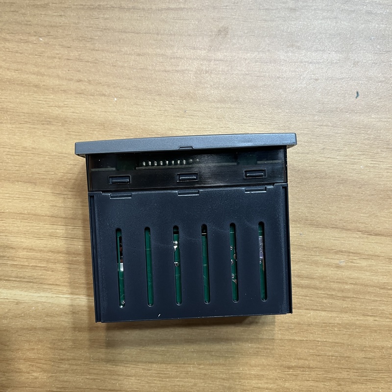 Another side of temperature controller