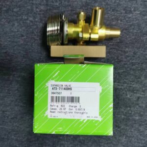 Overall shot of thermostatic expansion valve and product outer box